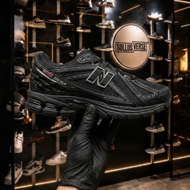 Basket 1906R Triple Black Unisexe