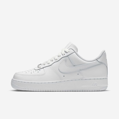 Baskets Air Force 1 '07 pour Femmes Triple White