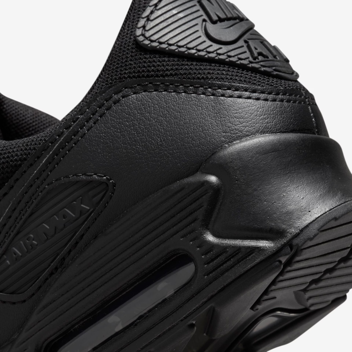 Baskets Air Max 90 Triple Black pour Femmes