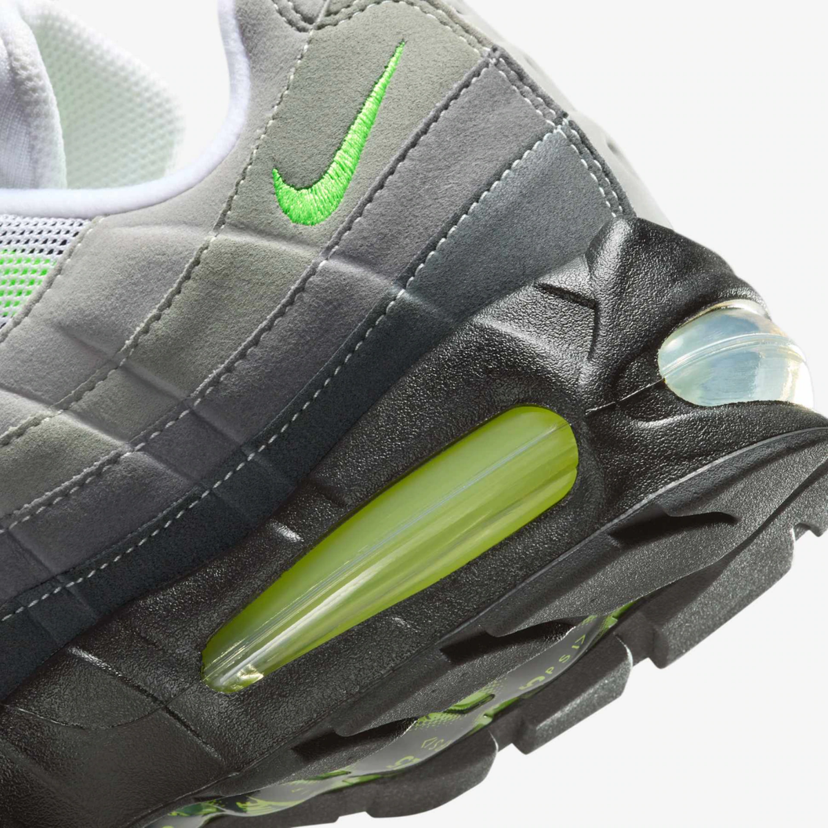 Baskets Air Max 95 Neon pour Homme Gris Volt